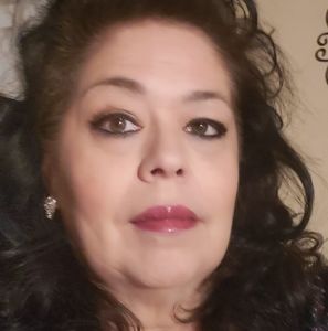 Meet your Posher, Becky